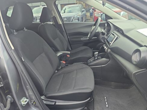 Used 2023 Nissan Kicks S image 27