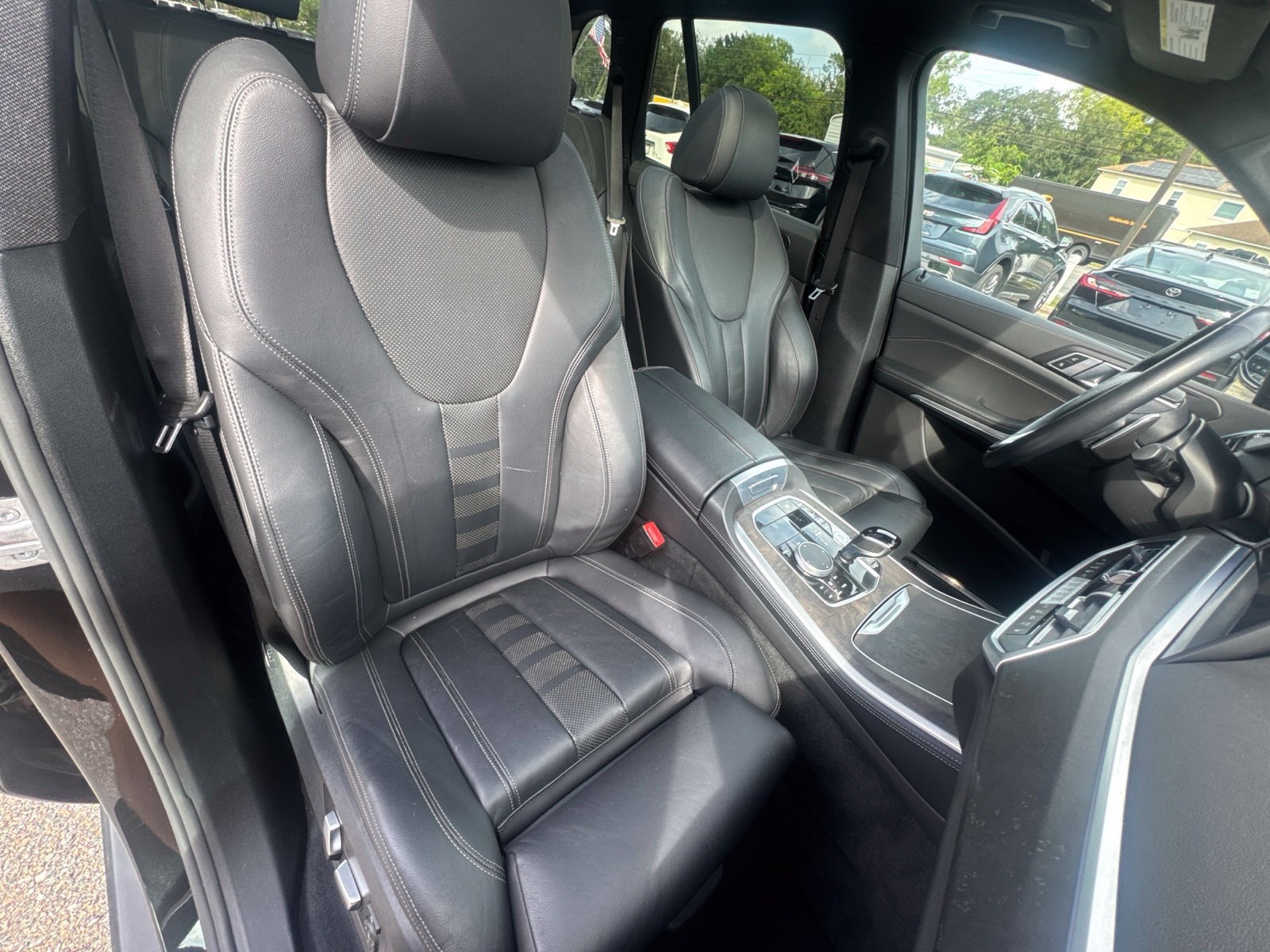 Used 2022 BMW X5 xDrive40i w/ Premium Package AWD/4WD image 15