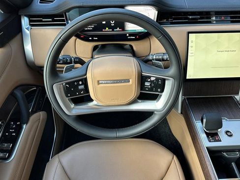New 2026 Land Rover Range Rover Long Wheelbase SE image 15