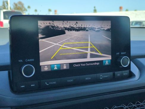 Used 2023 Honda Accord EX image 13