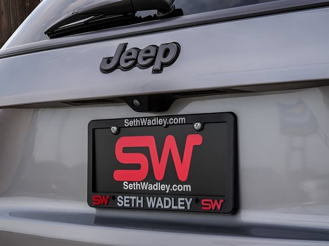 Used 2022 Jeep Compass Trailhawk AWD/4WD image 12