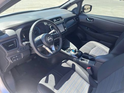 Used 2025 Nissan Leaf SV Plus FWD image 11