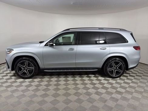 New 2026 Mercedes-Benz GLS 450 4MATIC image 4