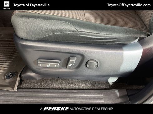 Used 2020 Toyota 4Runner TRD Off-Road image 21