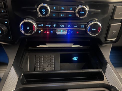 Used 2024 Ford F350 Lariat w/ Lariat Ultimate Package image 23