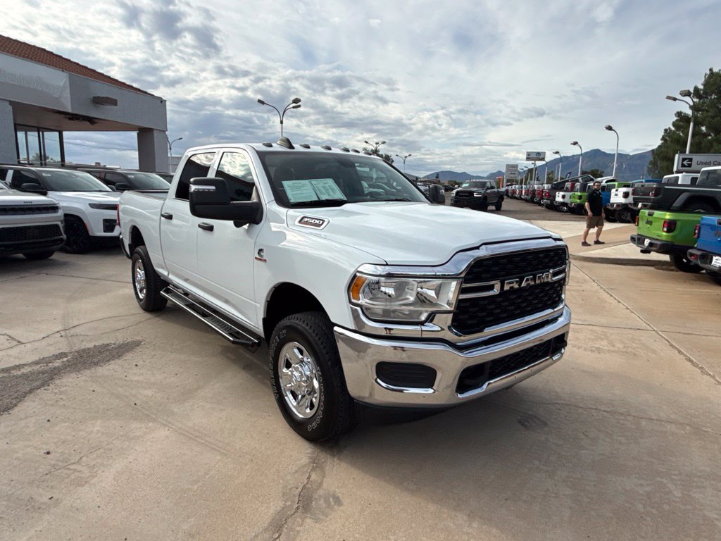 Used 2024 RAM 3500 Tradesman w/ Towing Technology Group AWD/4WD image 7