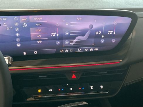 New 2025 Buick Envision Avenir image 19