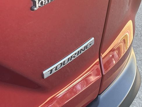 Certified 2017 Honda CR-V Touring image 21