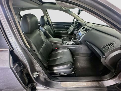 Used 2016 Nissan Altima 2.5 SL w/ 2.5 Technology w/LED Package FWD image 33