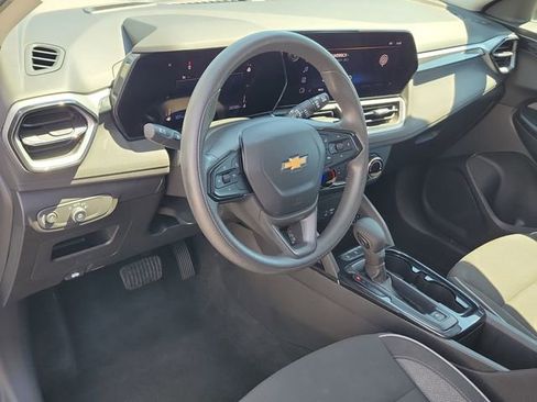 Certified 2024 Chevrolet TrailBlazer LS FWD image 14
