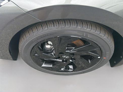 New 2026 Hyundai Elantra Sport FWD image 23