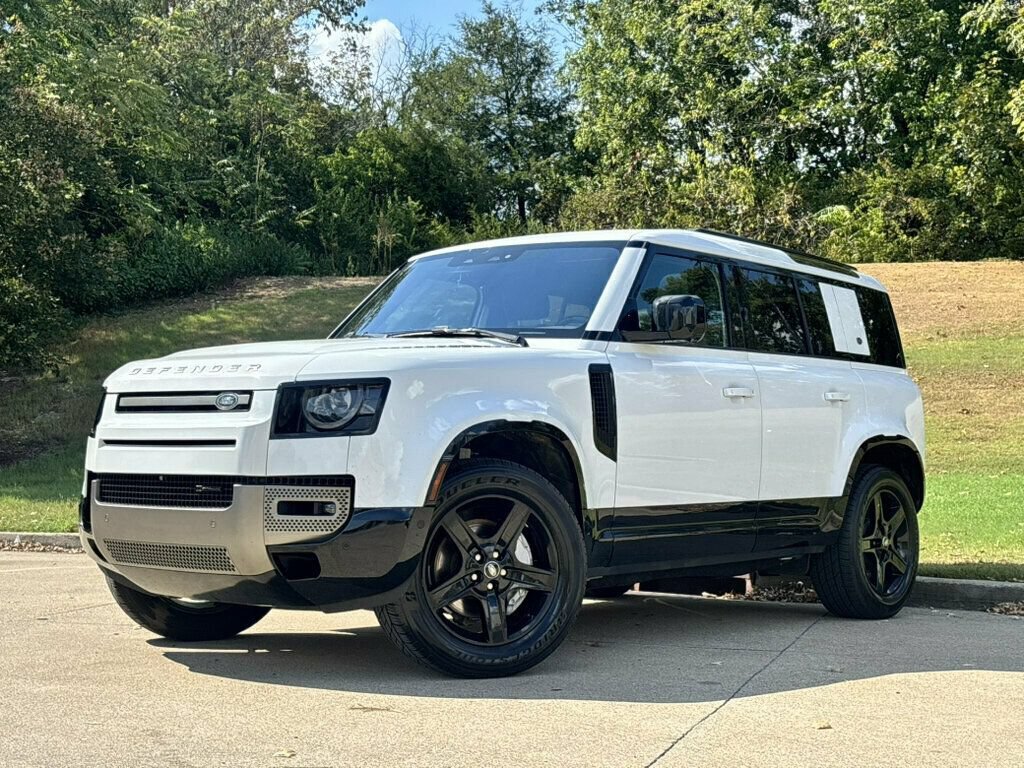 Used 2022 Land Rover Defender 110 X-Dynamic SE AWD/4WD image 1