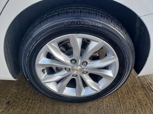 Used 2024 Chevrolet Malibu LT FWD image 45