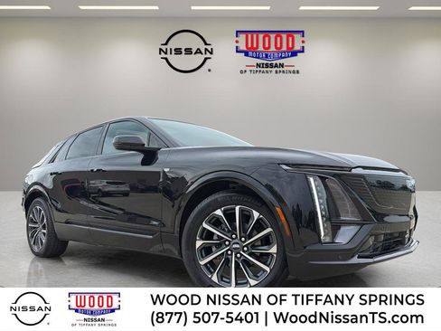 Used 2025 Cadillac Lyriq Sport AWD/4WD image 1