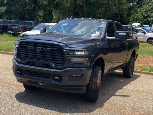 New 2026 RAM 2500 Big Horn AWD/4WD image 3