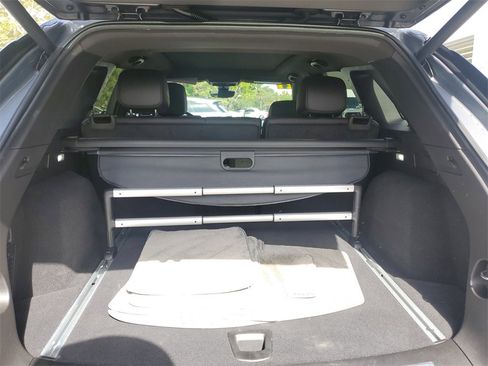 Used 2021 Cadillac XT5 Premium Luxury image 7