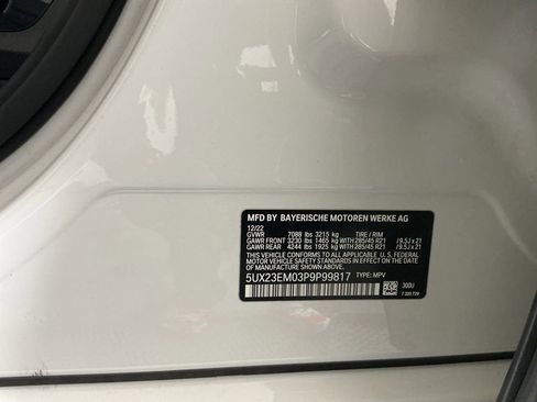 Certified 2023 BMW X7 xDrive40i w/ M Sport Package image 38