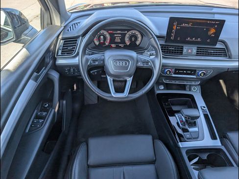 Used 2025 Audi Q5 2.0T Premium AWD/4WD image 11