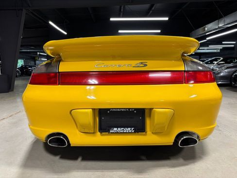 Used 2004 Porsche 911 Carrera 4S AWD/4WD image 9