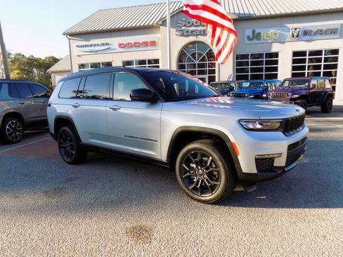 New 2025 Jeep Grand Cherokee L Limited image 41