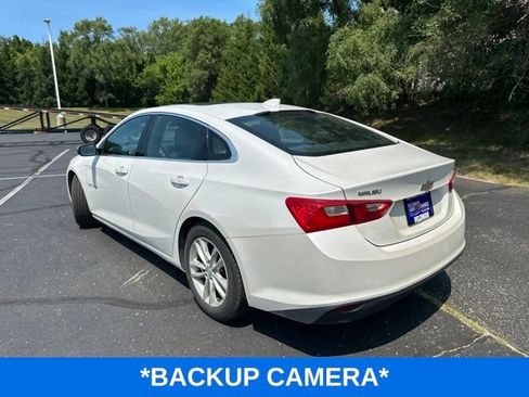 Used 2017 Chevrolet Malibu LT FWD image 5