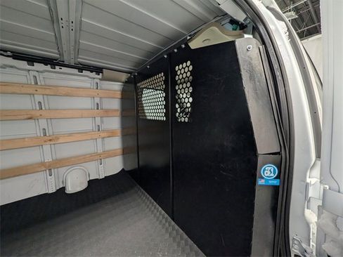 Used 2024 Chevrolet Express 2500 w/ Driver Convenience Package image 6