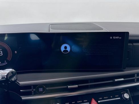 Certified 2025 Hyundai Santa Fe SEL FWD image 12