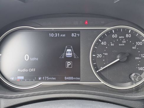 Used 2025 Nissan Versa SV w/ Trunk Package FWD image 25