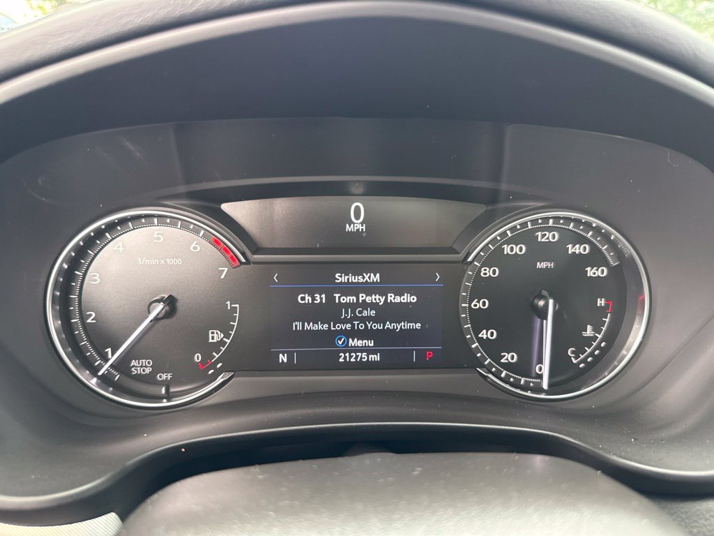 Used 2023 Cadillac XT4 Premium Luxury w/ Cold Weather Package FWD image 31