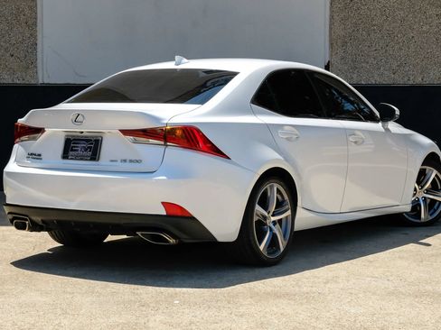 Used 2018 Lexus IS 300 AWD w/ Premium Package image 10