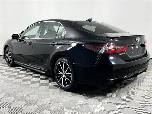 Certified 2023 Toyota Camry SE image 6