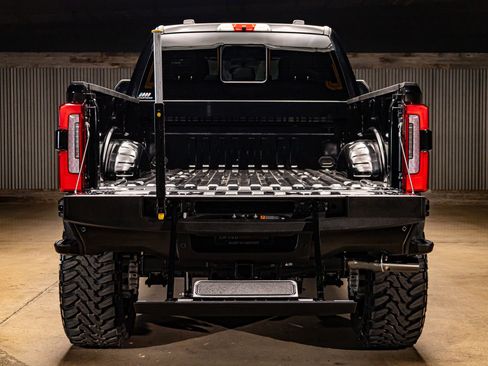 Used 2026 Ford F250 Platinum image 9