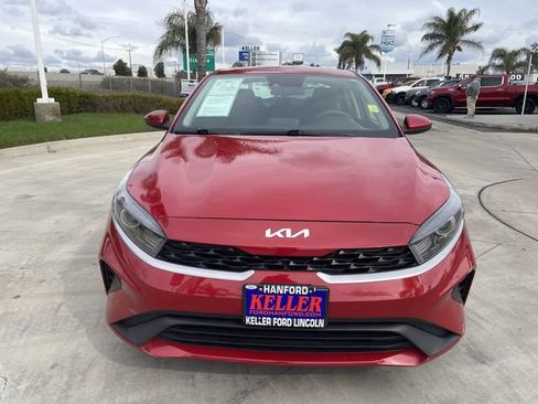 Used 2023 Kia Forte LXS image 3