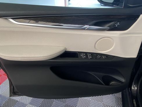 Used 2018 BMW X5 xDrive35i AWD/4WD image 21