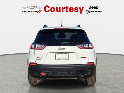 Certified 2022 Jeep Cherokee Trailhawk w/ Comfort/Convenience Group AWD/4WD image 7