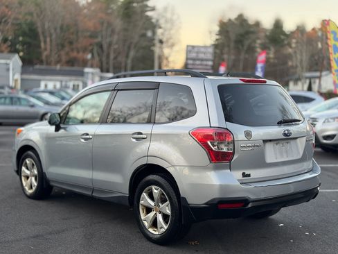 Used 2014 Subaru Forester 2.5i Premium w/ All-Weather Package image 7