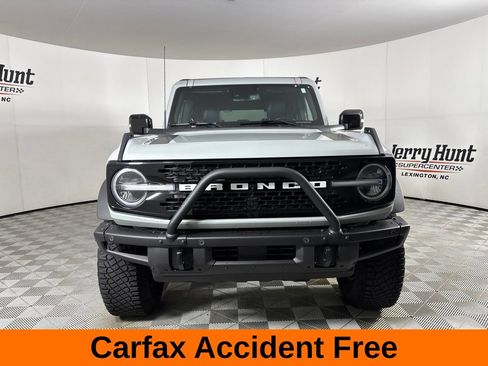 Used 2021 Ford Bronco First Edition AWD/4WD image 3
