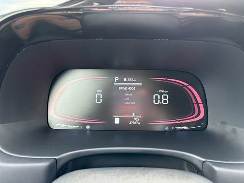 Used 2025 Hyundai Palisade SEL FWD image 25