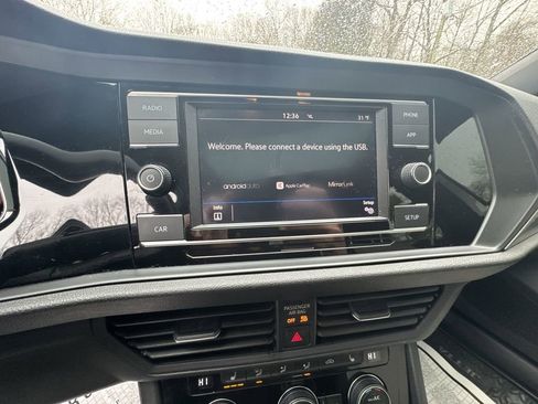 Used 2019 Volkswagen Jetta R-Line image 16