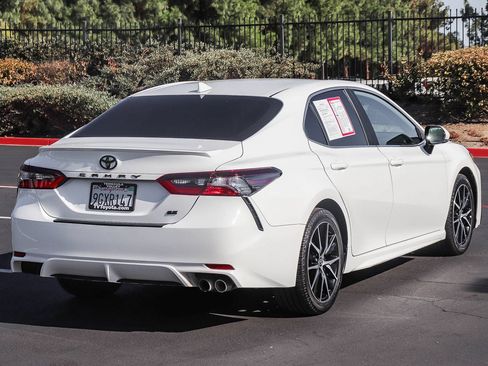 Certified 2023 Toyota Camry SE FWD image 7