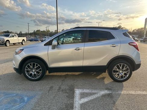 Used 2017 Buick Encore Sport Touring image 4