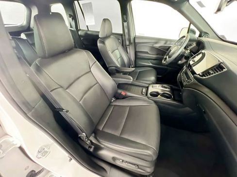 Used 2023 Honda Passport EX-L image 28