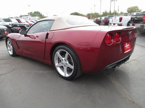 Used 2006 Chevrolet Corvette Convertible w/ Preferred Equipment Group image 6