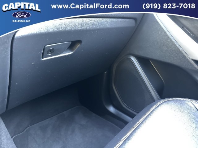 Used 2020 Ford Explorer XLT w/ Equipment Group 202A AWD/4WD image 27