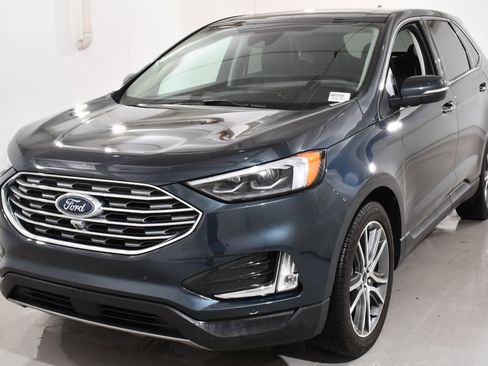 Used 2024 Ford Edge Titanium w/ Equipment Group 301A AWD/4WD image 2