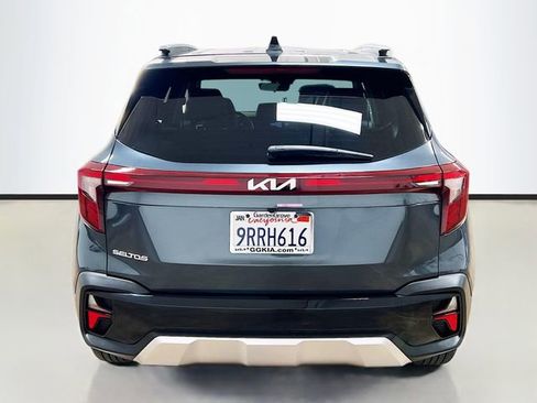Certified 2025 Kia Seltos S image 6