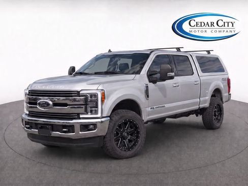 Used 2019 Ford F250 Lariat w/ Lariat Ultimate Package AWD/4WD image 1