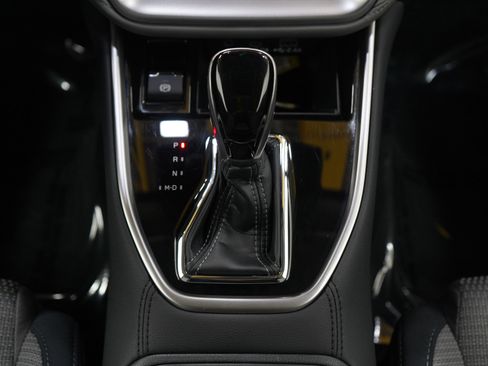 Used 2025 Subaru Outback Premium image 16