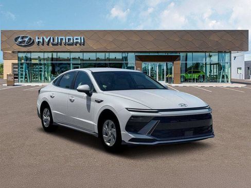 New 2026 Hyundai Sonata SE FWD image 11