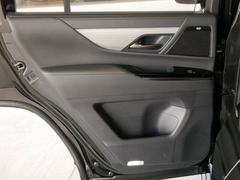 Used 2026 Lexus LX 600 F Sport w/ Accessory Package (Z1) AWD/4WD image 26